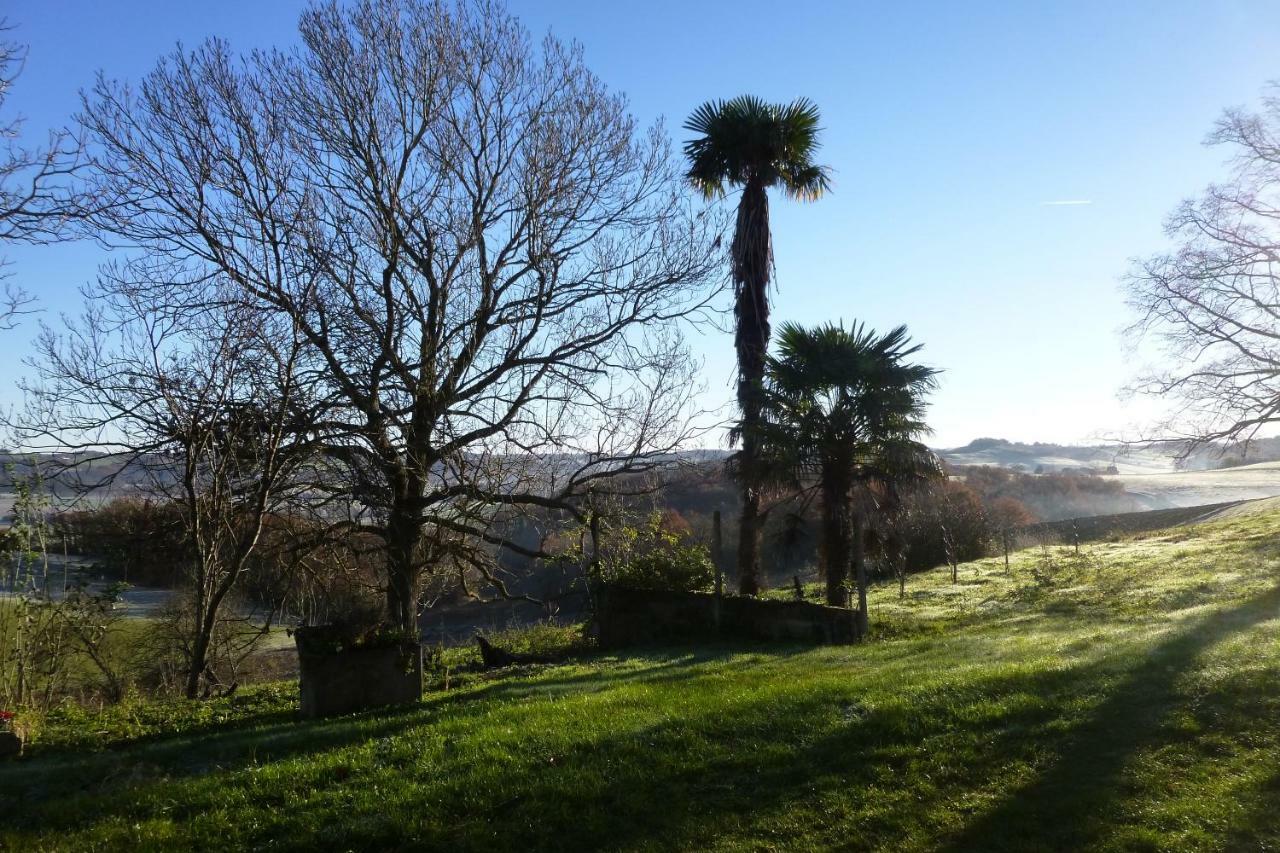 Le Guitou Villa Monlezun ภายนอก รูปภาพ